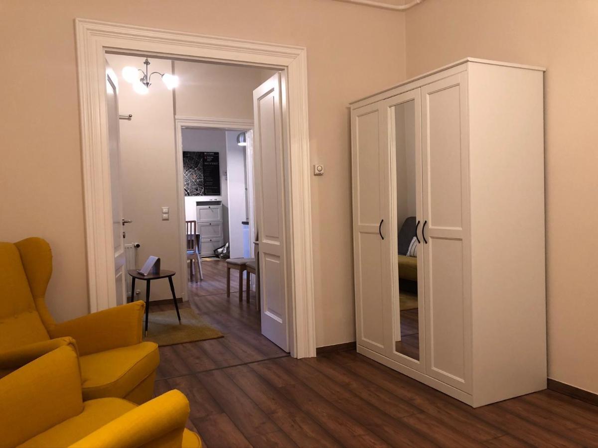 Modern Comfort In Historical Budapest Exterior foto